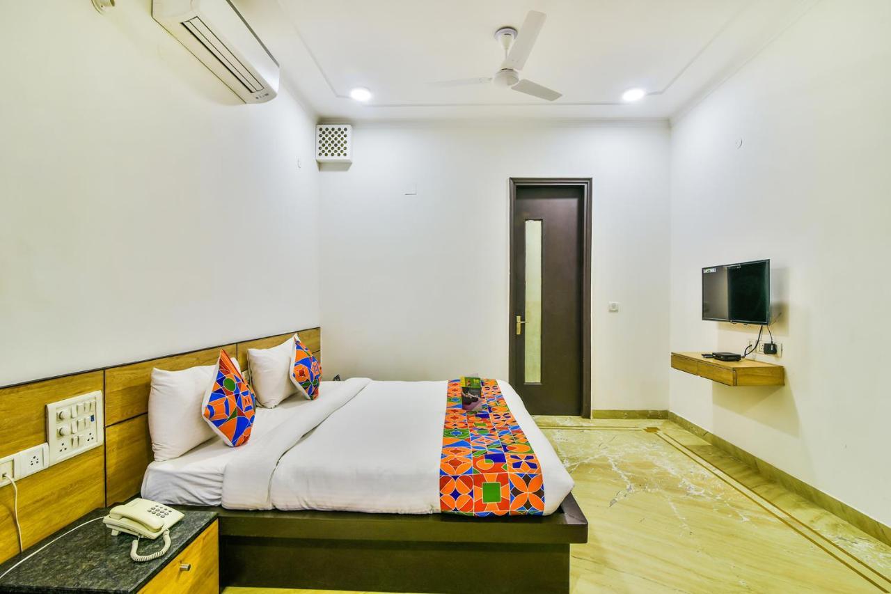 Fabhotel Rallkmas Cyber City Гургаон Екстериор снимка